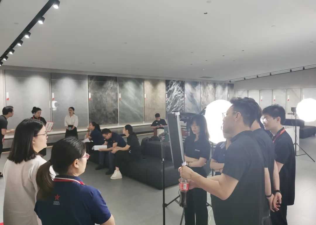 抖“星”行动丨大将军瓷砖2023抖音直播陪跑计划启动，引爆流量密码！(图11)