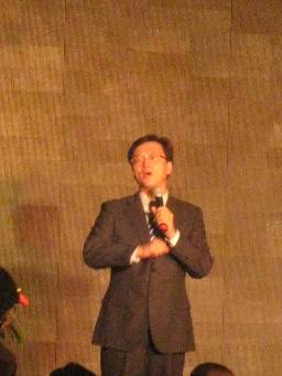 2011年度中国优秀陶瓷经销商颁奖典礼，大将军载誉而归！
(图1)