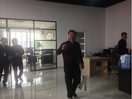 蛇年大吉 恭喜发财
(图1)