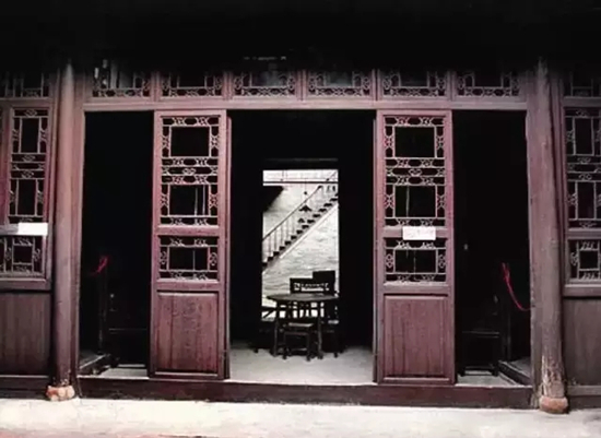 大将军陶瓷向可爱的人致敬
(图5)