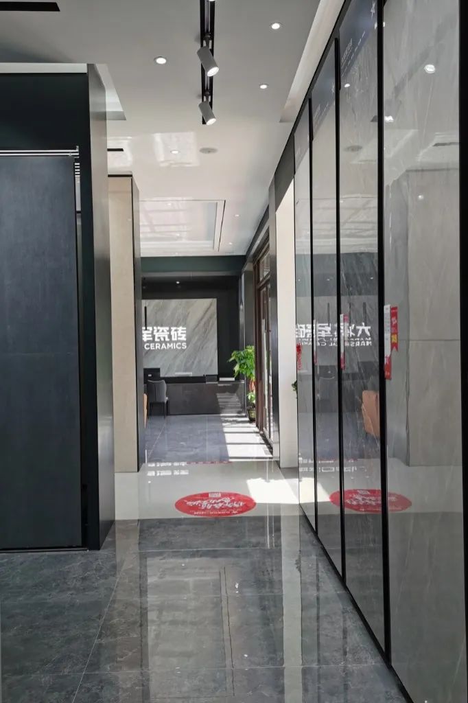 新店鉴赏 | 大将军瓷砖高州旗舰店，以全新SI形象登场！(图5)