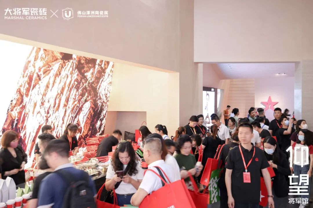 被称为潭洲展最值得打卡的展位,【仰望·将军馆】凭什么?(图3) 被称为潭洲展最值得打卡的展位,【仰望·将军馆】凭什么?(图3)